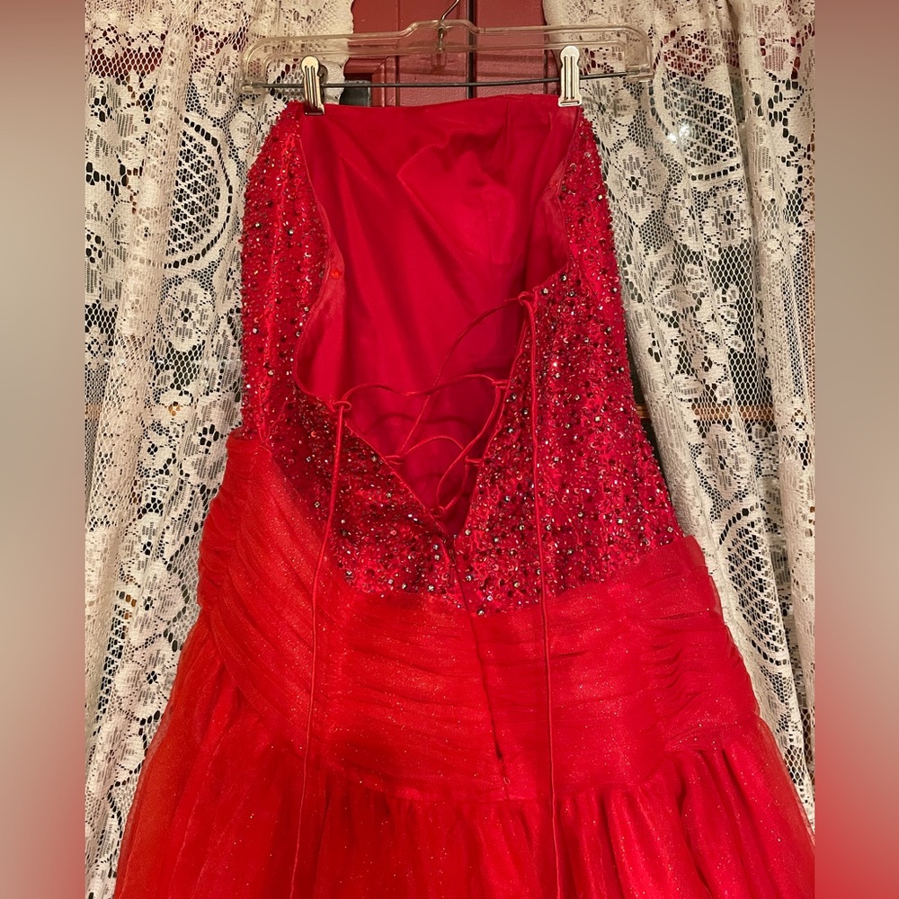 Red Prom Dress - Picture 4 of 4